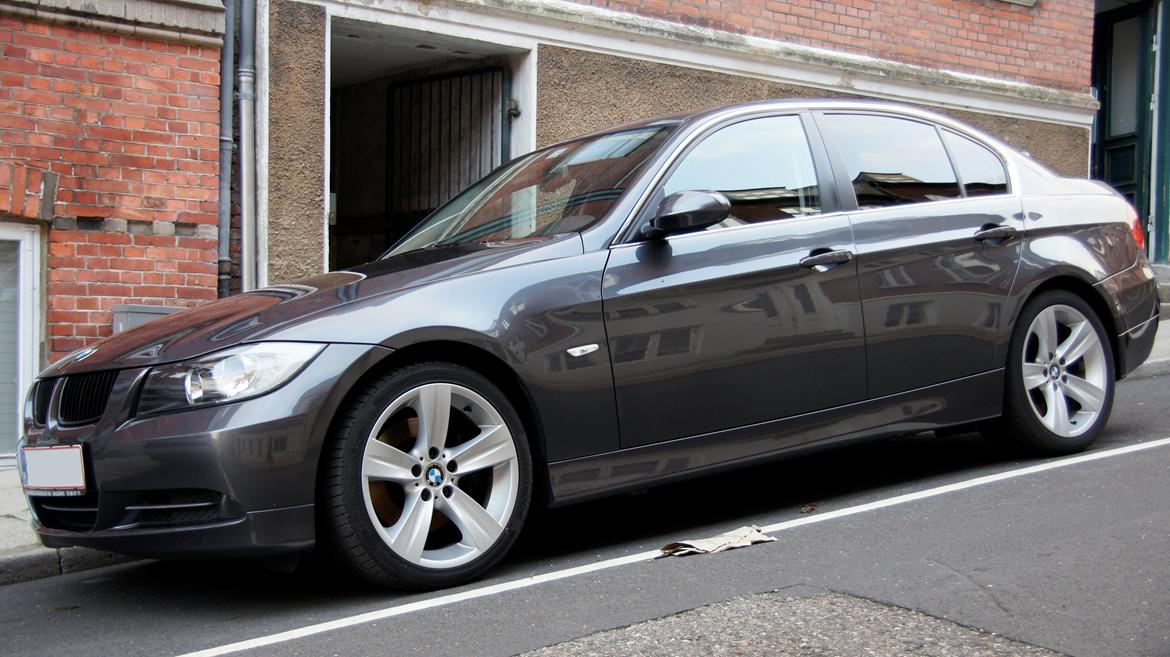 BMW 330i E90 billede 8