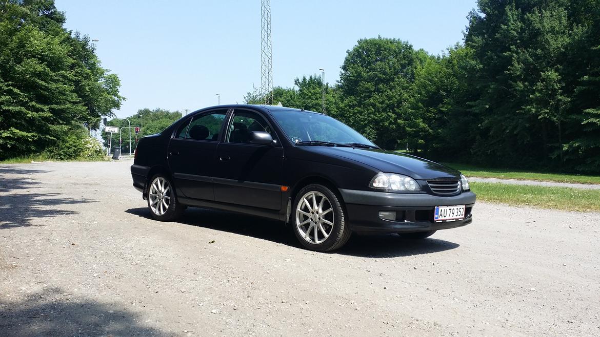 Toyota Avensis billede 2