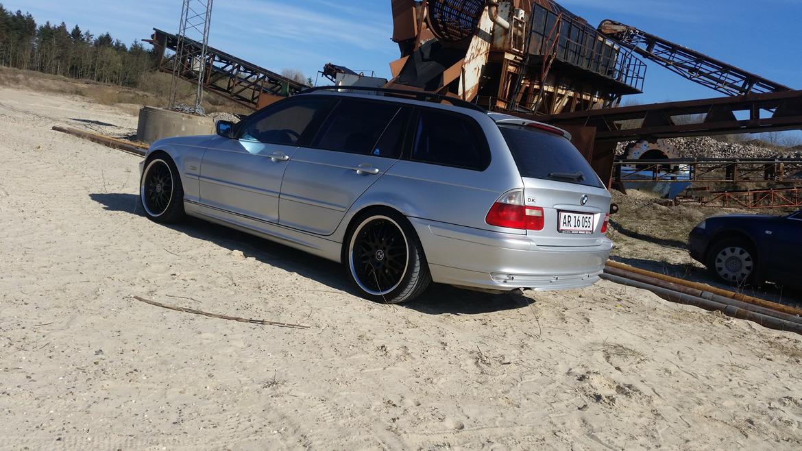 BMW e46 320d Touring  billede 1