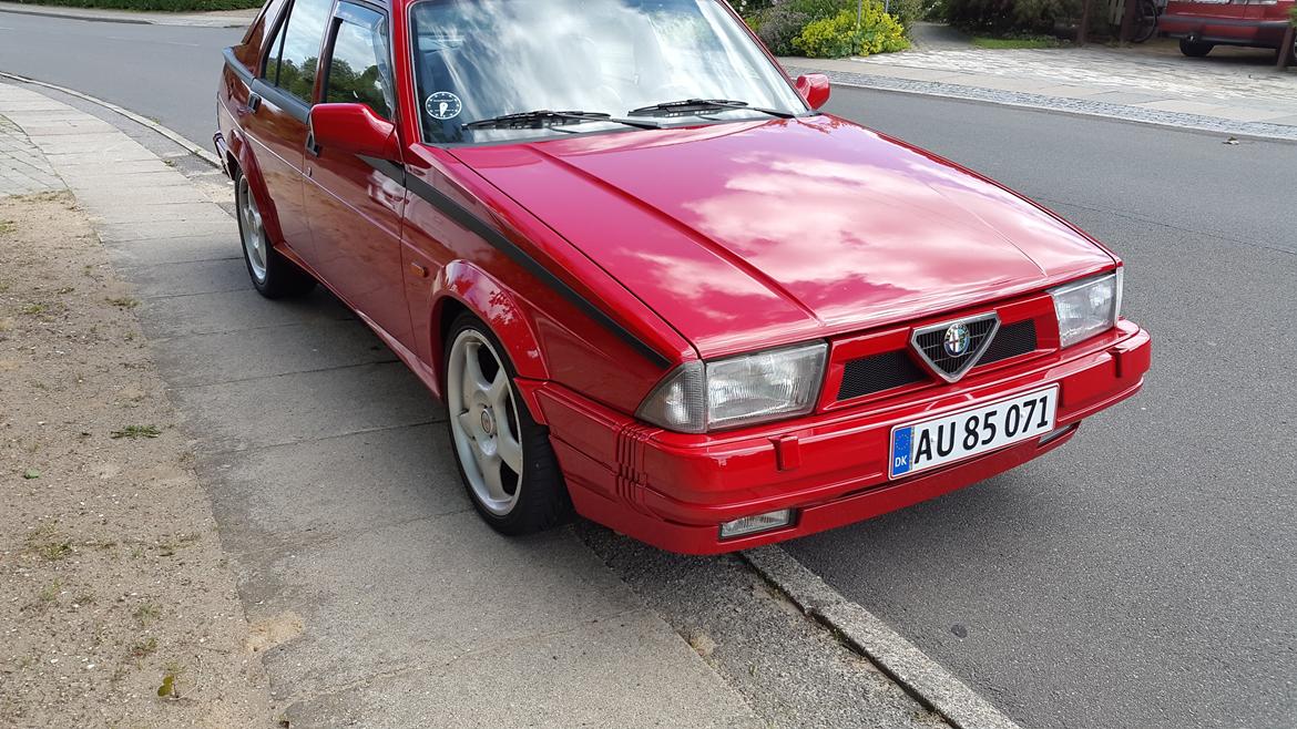 Alfa Romeo 75 3,0 QV billede 1