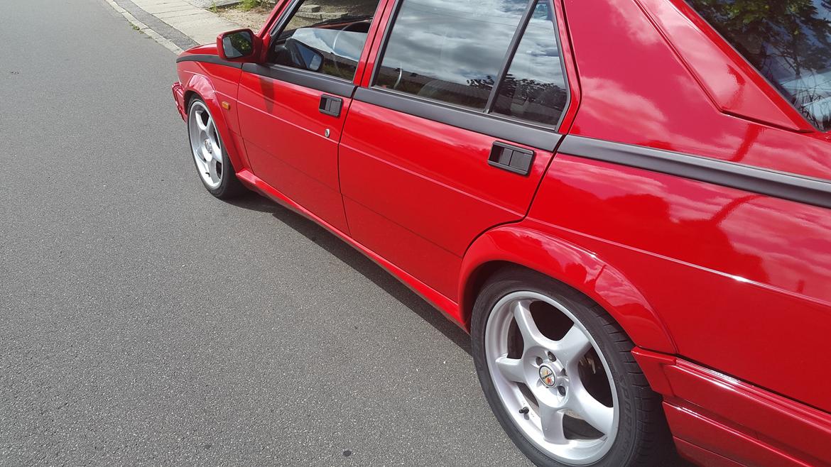 Alfa Romeo 75 3,0 QV billede 5