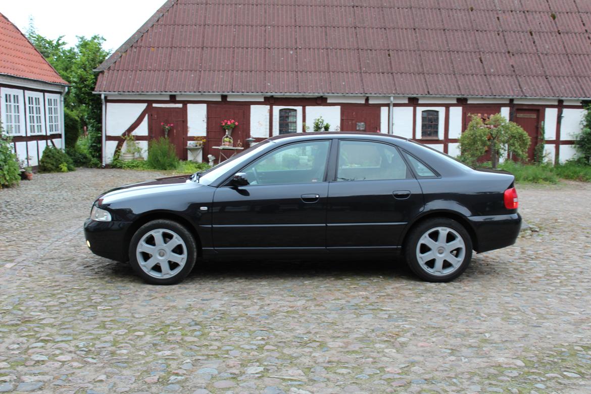 Audi A4 B5 limo billede 2
