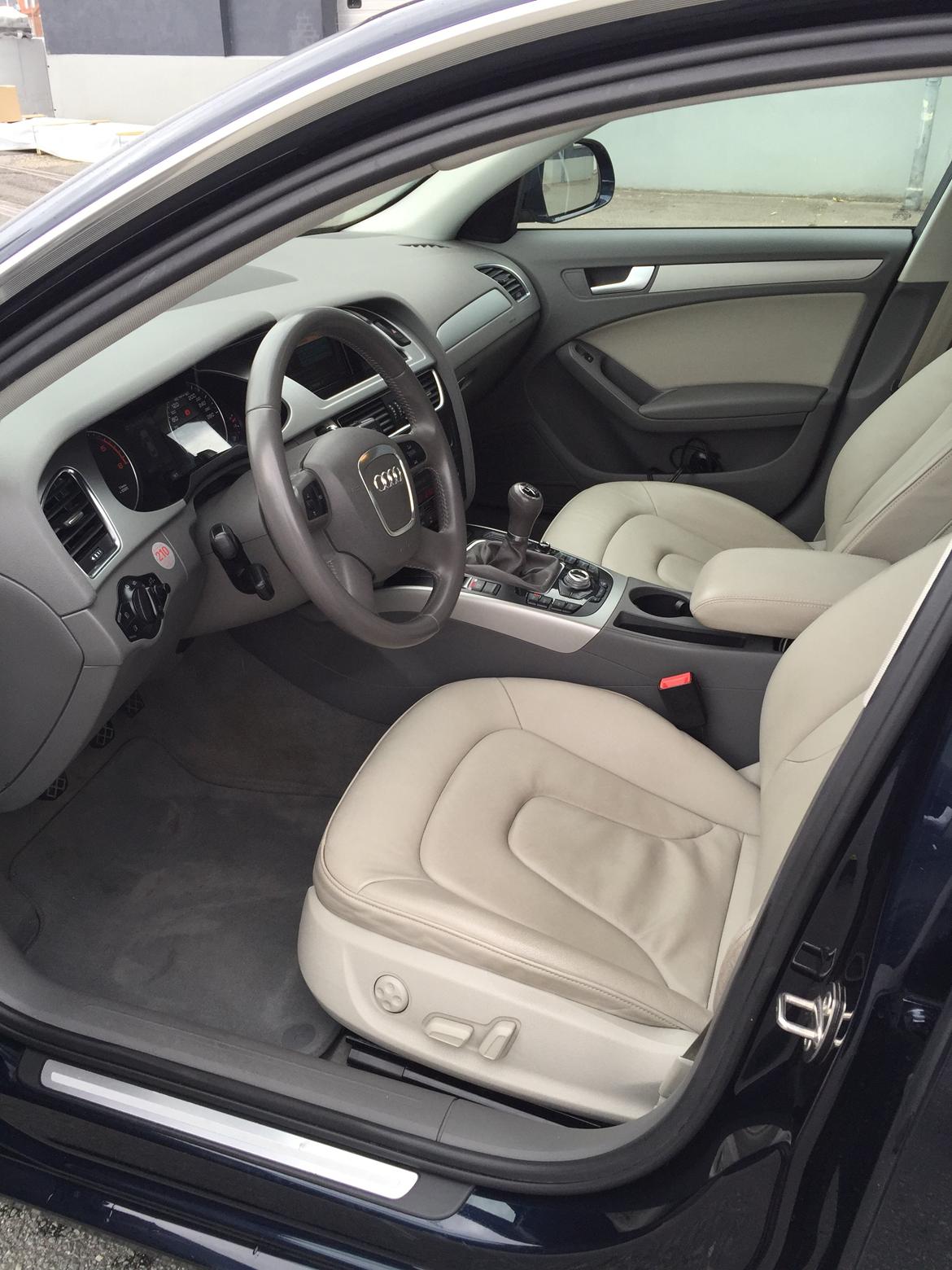 Audi A4 limousine TDI B8 (Solgt)  billede 9