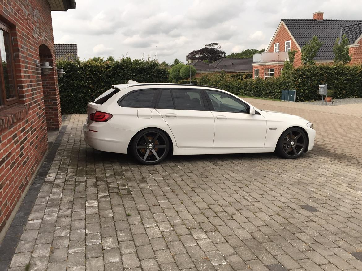 BMW F11 530D billede 13