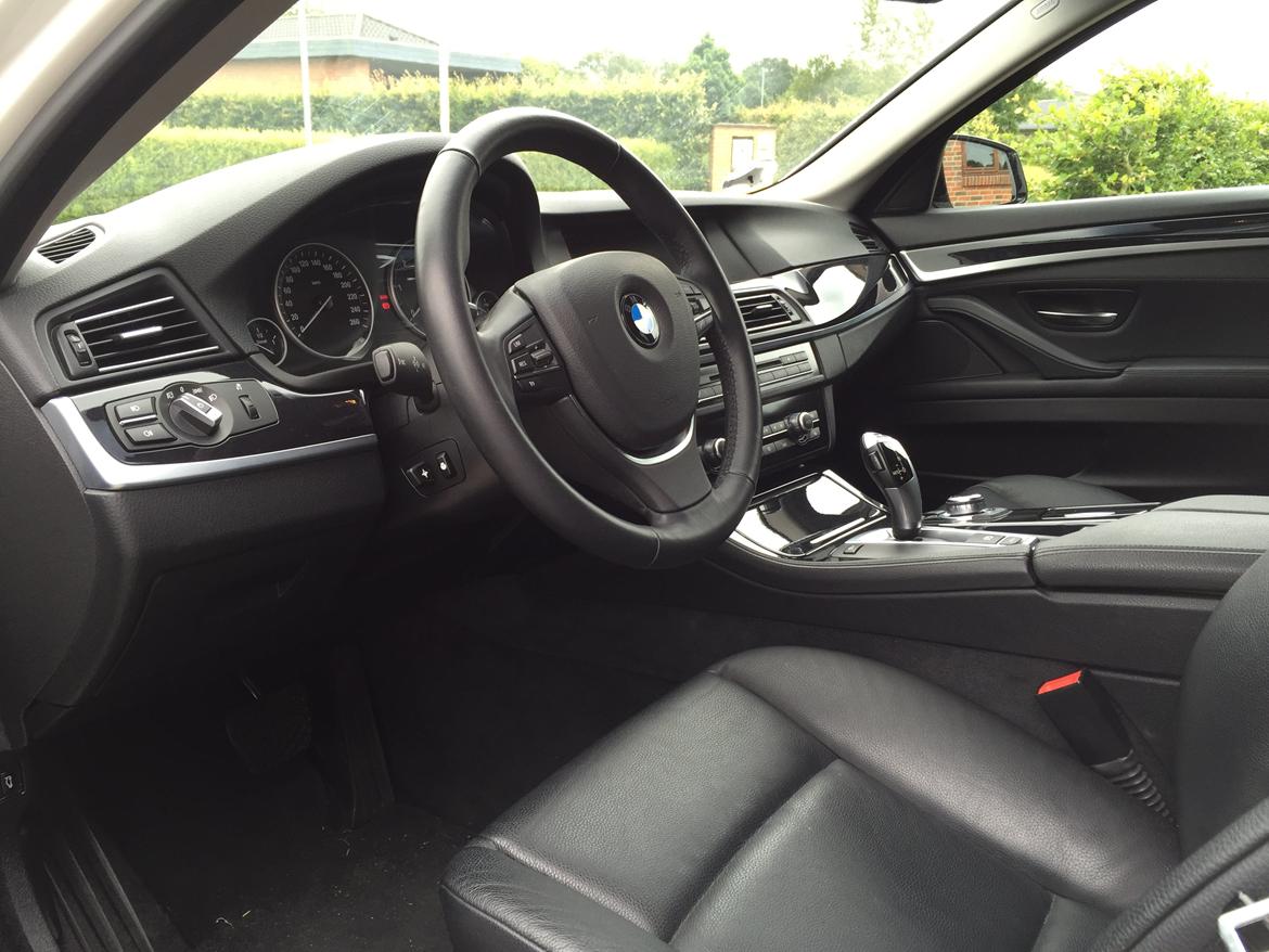 BMW F11 530D billede 17