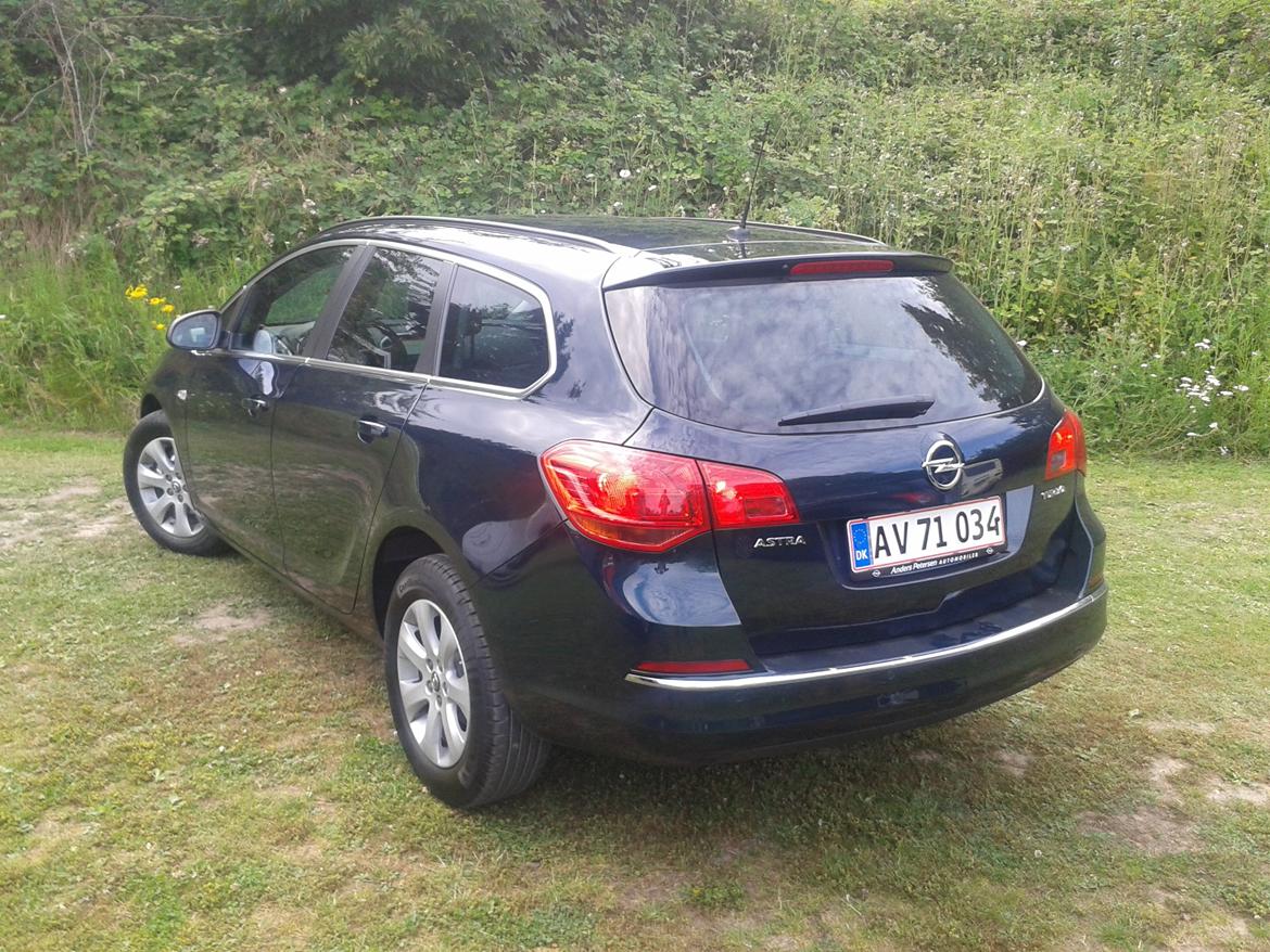 Opel Astra Sports tourer "SOLGT" billede 6