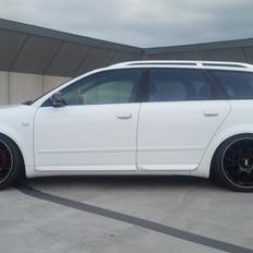 Audi A4 B6 / S4 look 