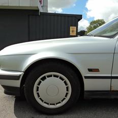 BMW E34 525iA Touring Executive