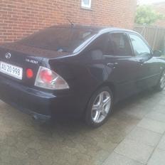 Lexus IS200 Sport (XE10)