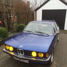 BMW E21 