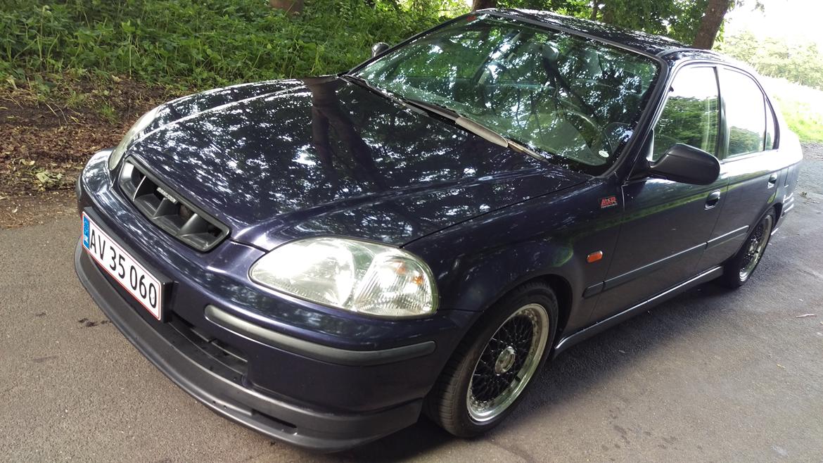 Honda Civic 1,5i LS billede 1