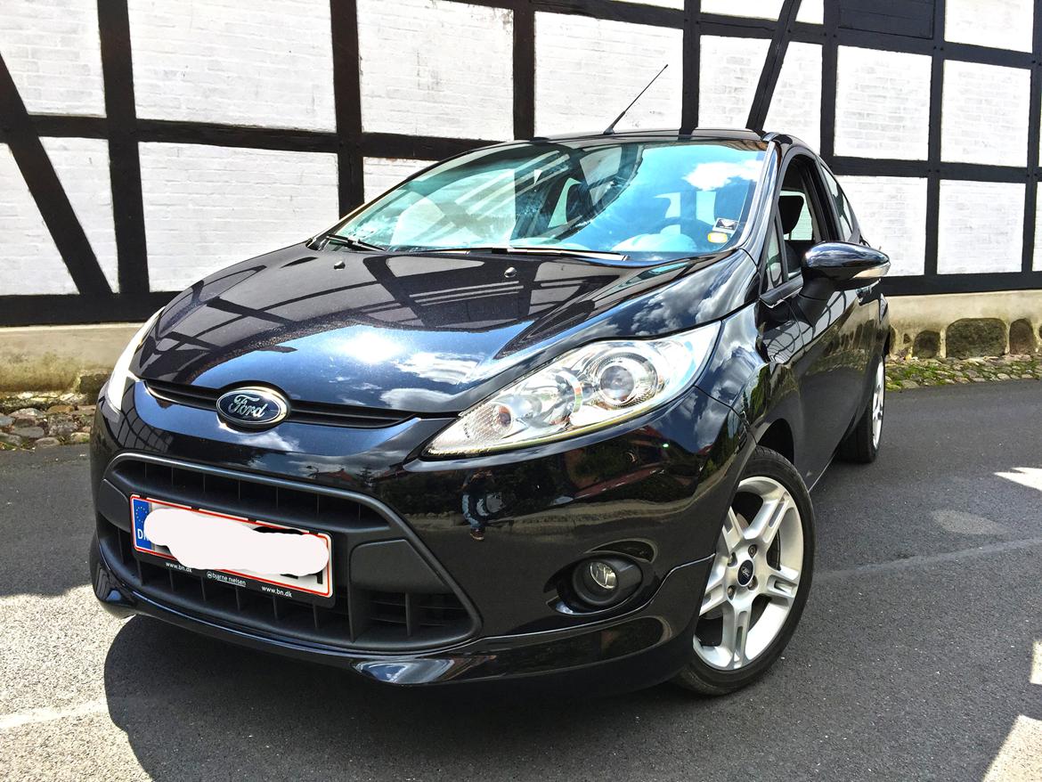 Ford Fiesta Ti-VCT Sport billede 1