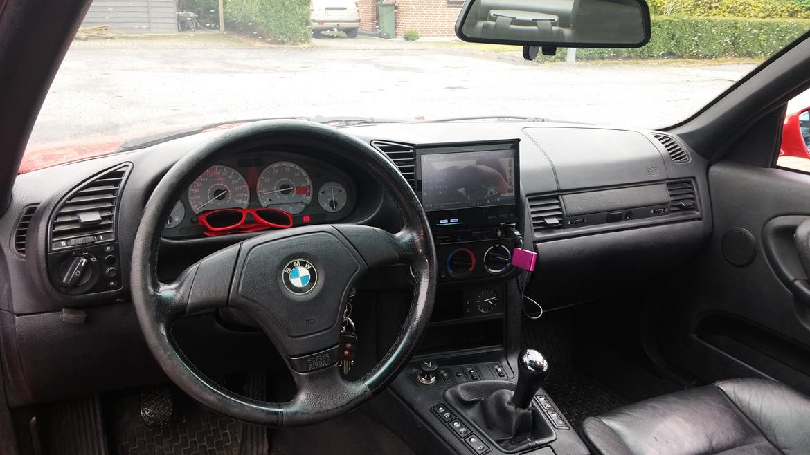 BMW 318 IS cabriolet. billede 5