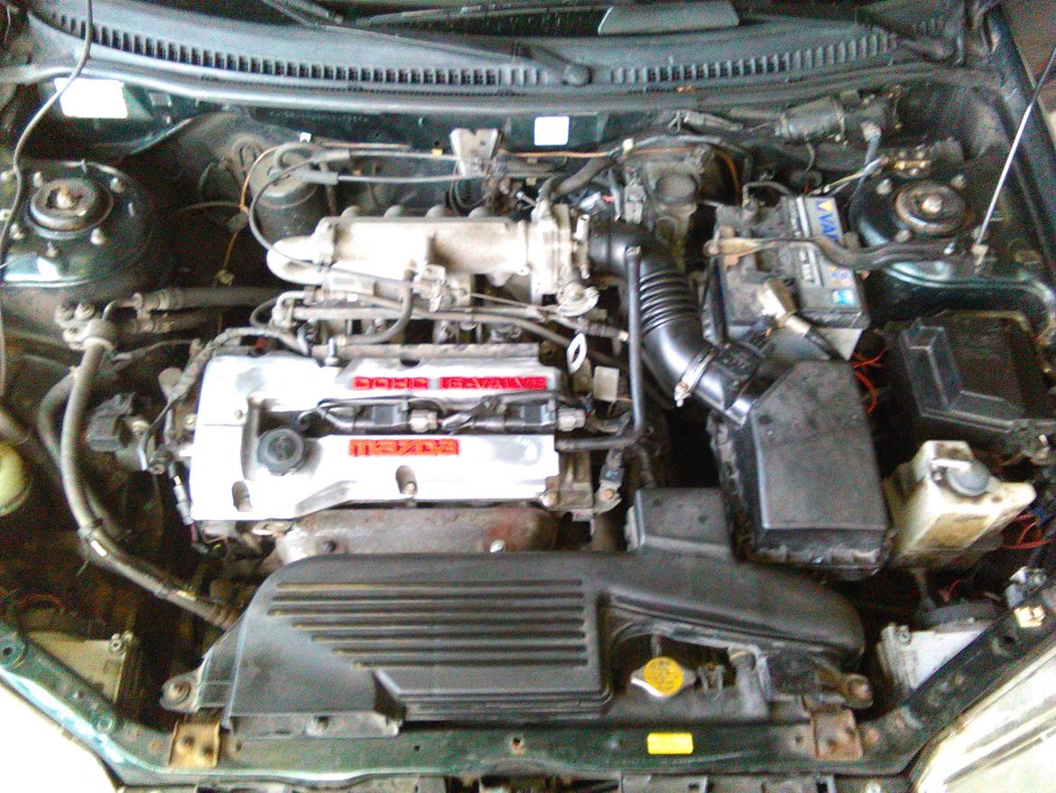 Mazda 323f bj 1.5 glx billede 10