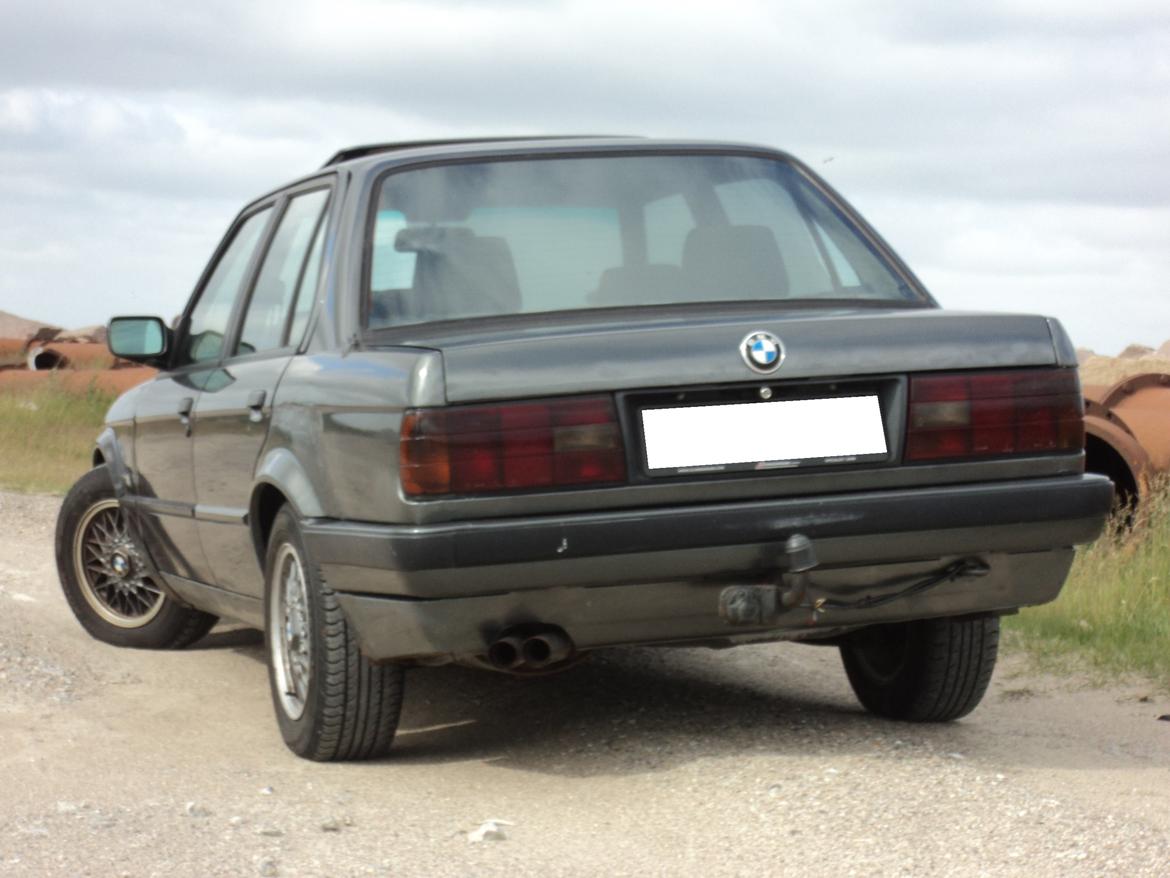 BMW E30 320i billede 21
