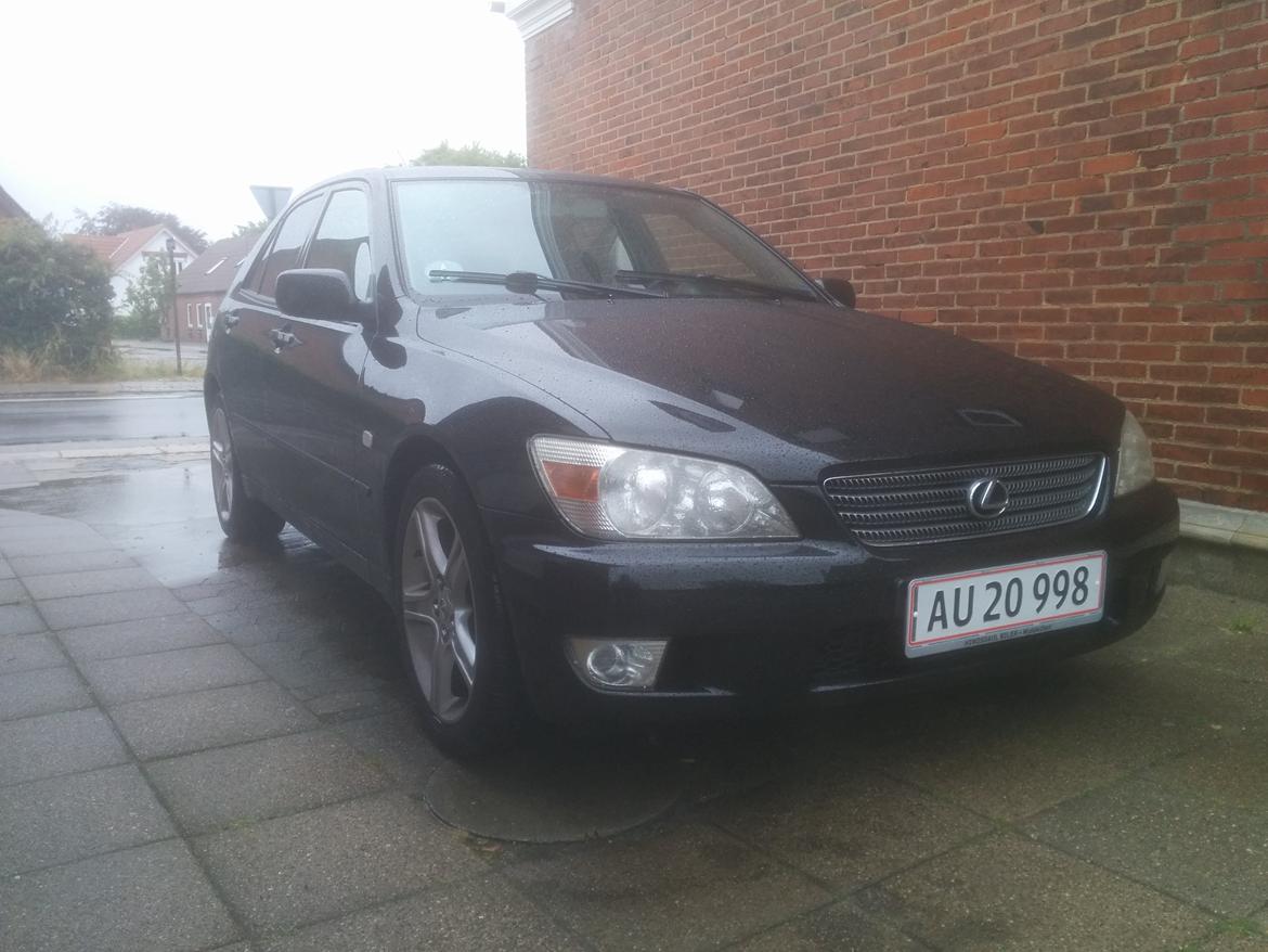 Lexus IS200 Sport (XE10) billede 1