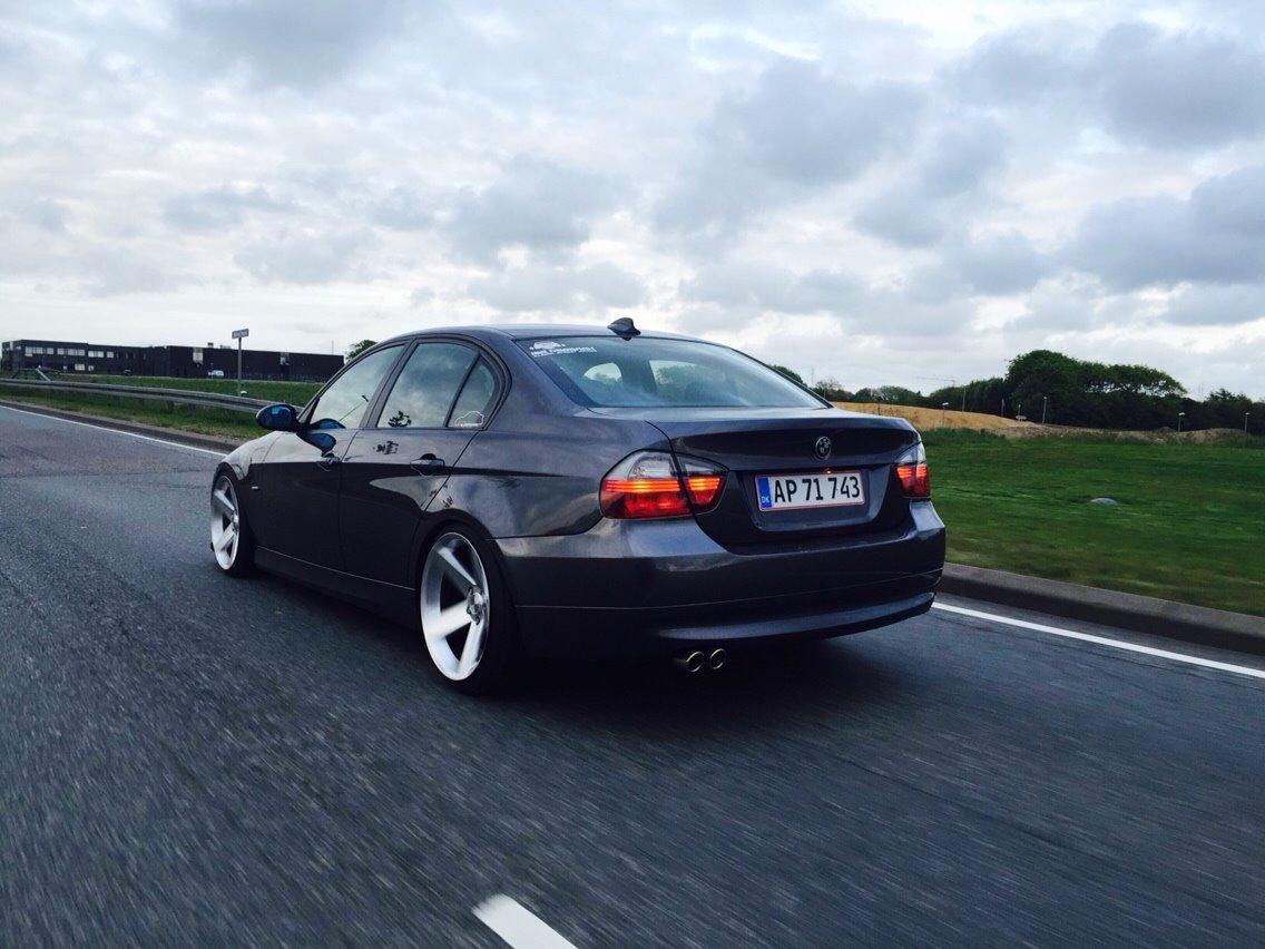 BMW 320i e90 billede 40