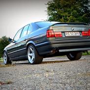 BMW 525i E34 M50B25
