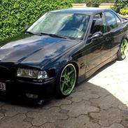 BMW BMW 320i