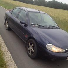 Ford mondeo 2.5 v6
