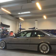 BMW 328i 