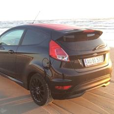 Ford Fiesta Black edition