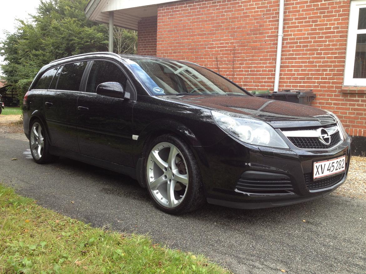 Opel Vectra C 2,2 I Direct Stc SOLGT billede 4