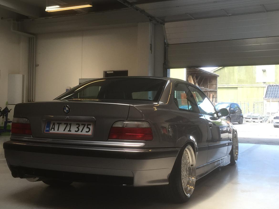 BMW 328i  billede 3