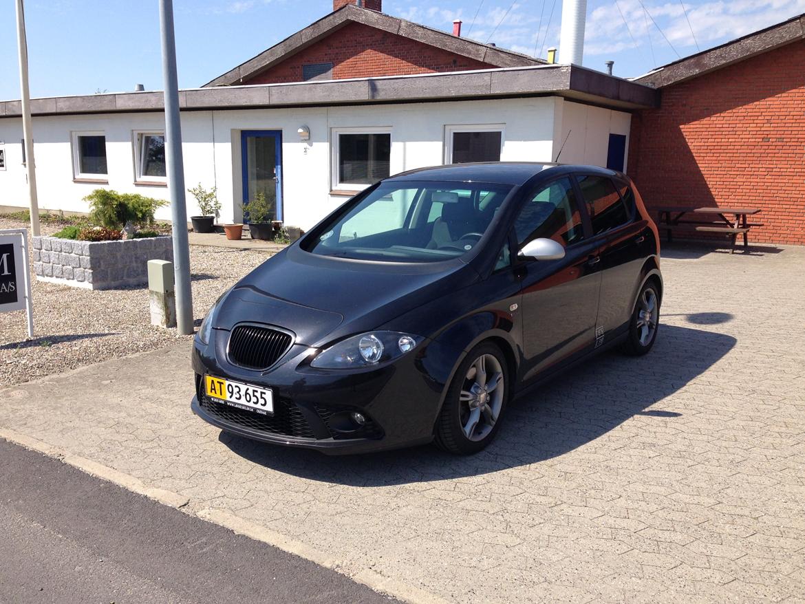 Seat Altea FR - Lige fået montret emblim fri køler grill, og 4 nye dæk  billede 5