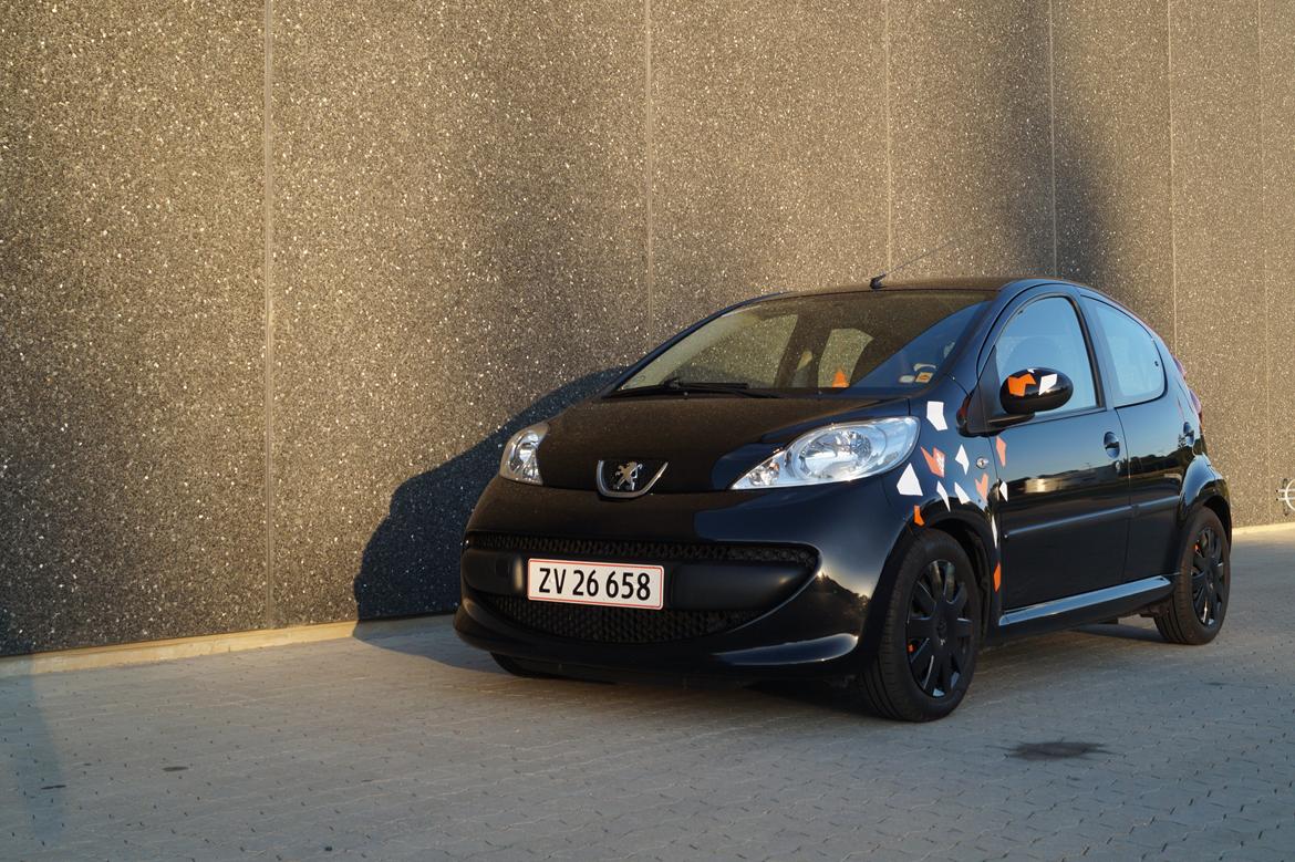 Peugeot 107 1,0 5d (Totalskadet)  billede 9