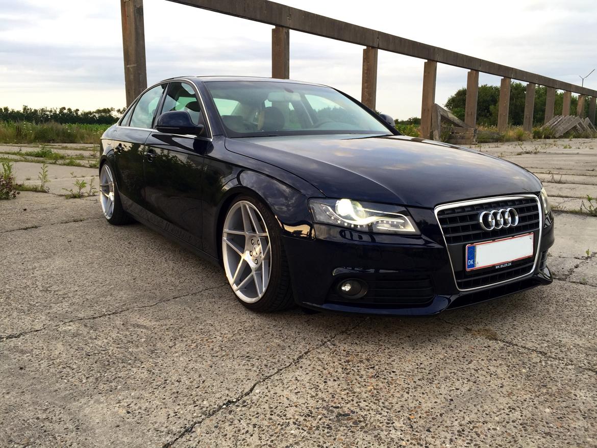 Audi A4 limousine TDI B8 (Solgt)  billede 2
