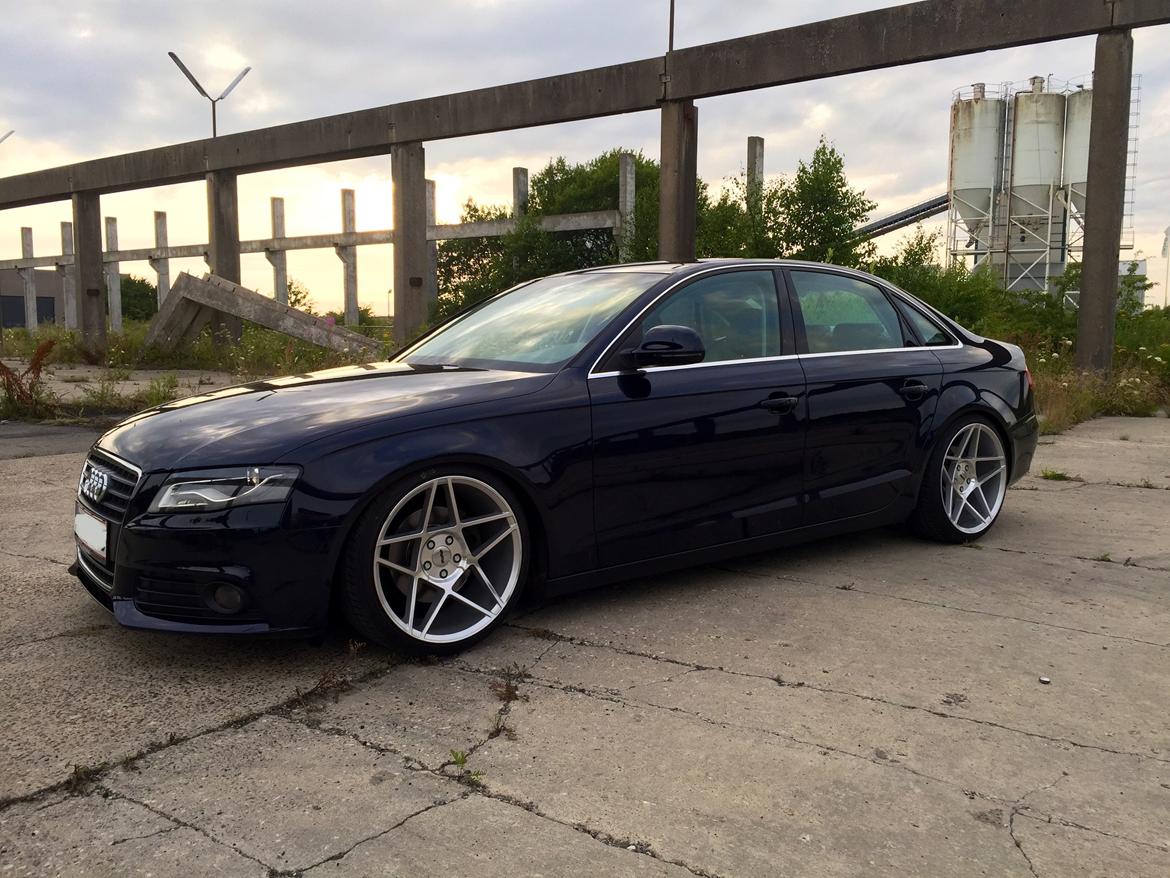 Audi A4 limousine TDI B8 (Solgt)  billede 1