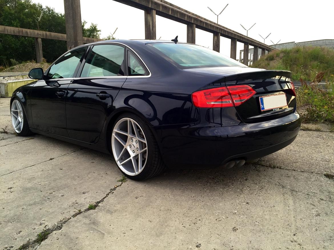 Audi A4 limousine TDI B8 (Solgt)  billede 3