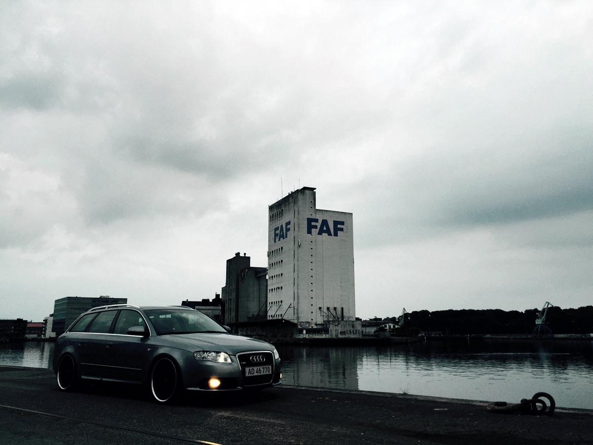 Audi A4 Avant S-line billede 2