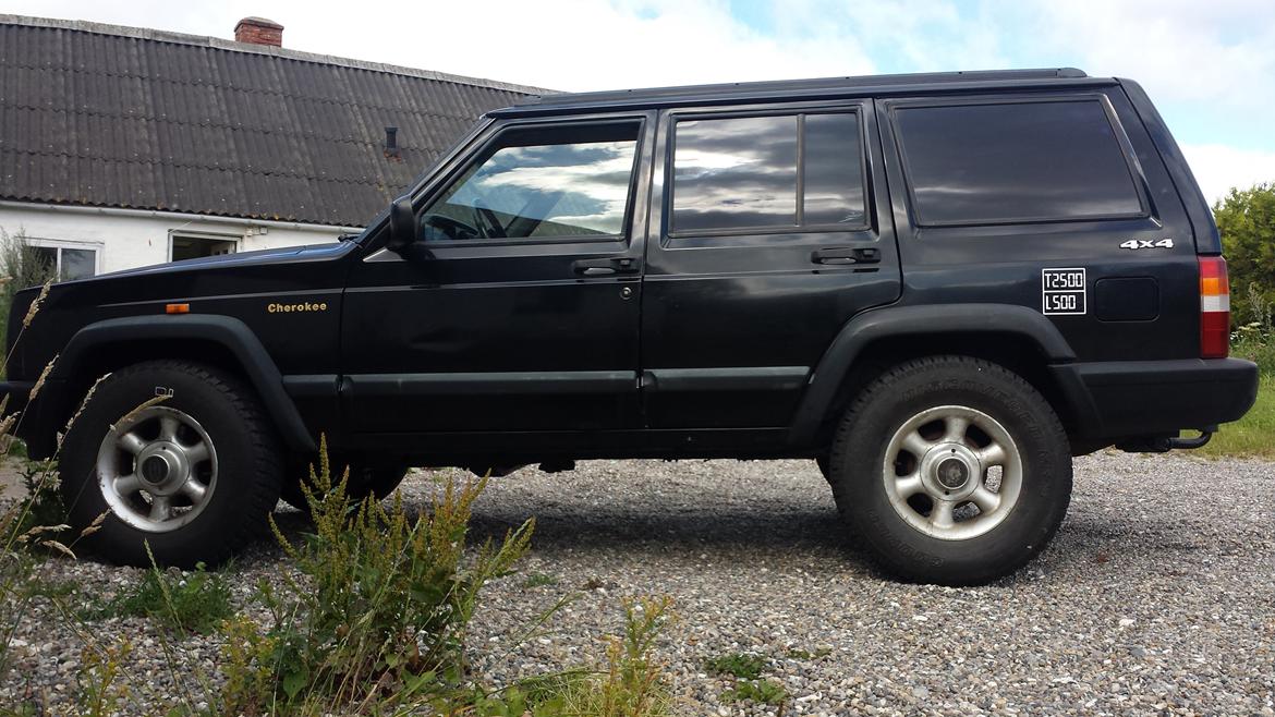 Jeep Cherokee 4.0L R6 4x4 * TIDL. BIL * billede 4