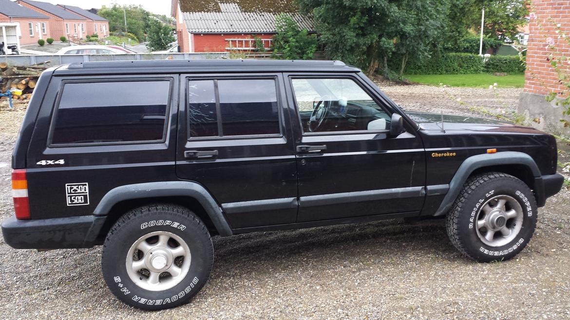 Jeep Cherokee 4.0L R6 4x4 * TIDL. BIL * billede 31