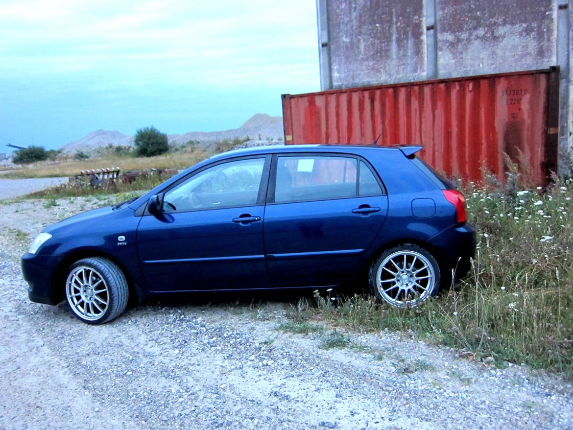 Toyota Corolla E12 1,6 VVT-i  billede 4
