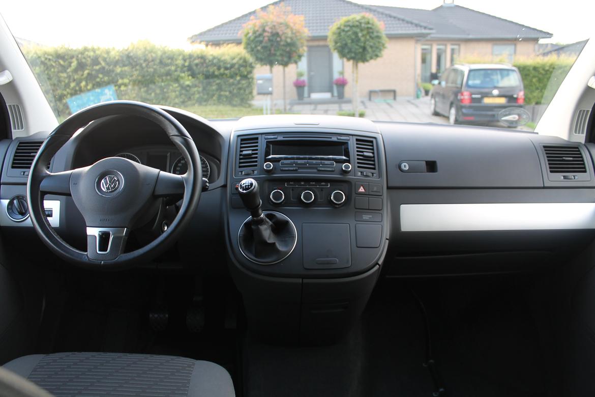 VW multivan comfortline (kort) billede 18