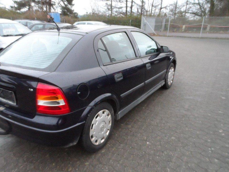 Opel astra 1.6.v8 billede 3