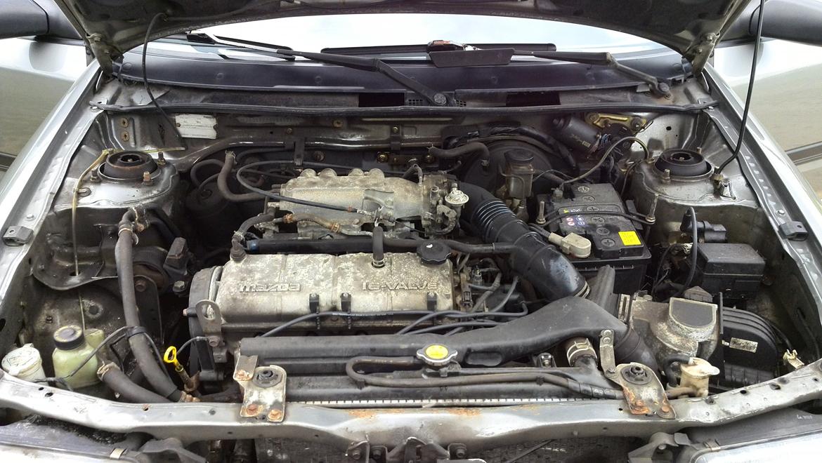 Mazda 323 Spring Sedan billede 13