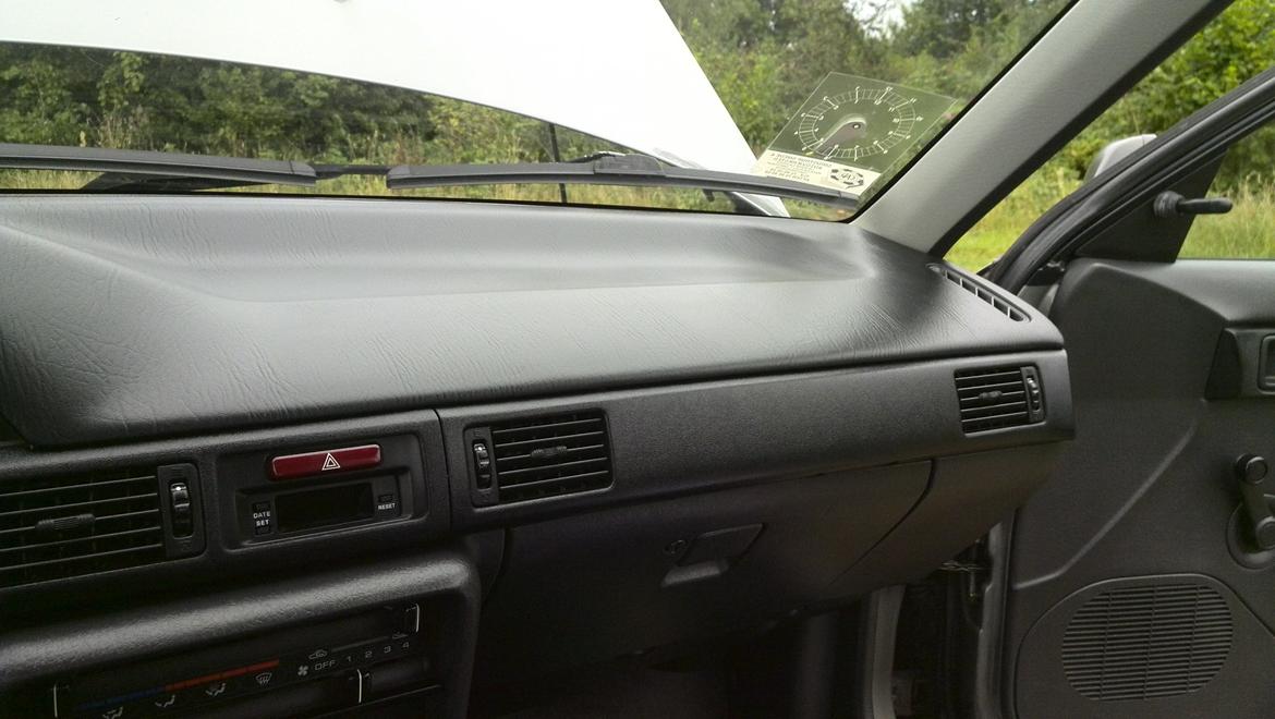 Mazda 323 Spring Sedan billede 14