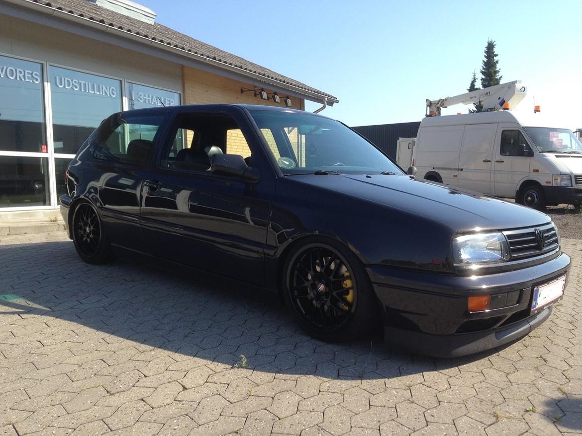 VW Golf III VR6 'Espresso Black' billede 4