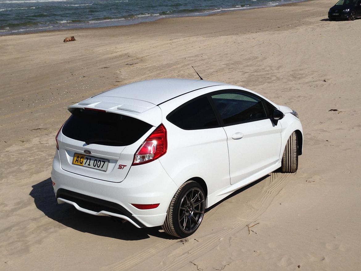 Ford Fiesta ST2 VAN Solgt. billede 4