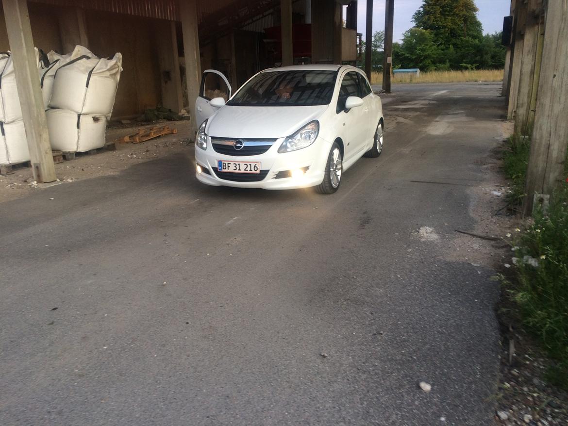 Opel Corsa d  billede 10
