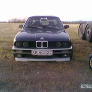 BMW 324TD