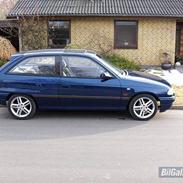 Opel Astra 1,6i GT solgt