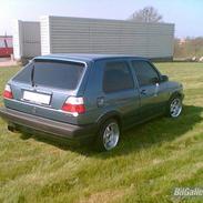 VW Golf 2  (SOLGT)