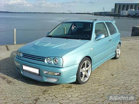 VW Golf 3 -SOLGT- - Ny front, sideskørter og fælge... c",) billede 10