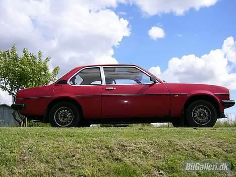 Opel Ascona B Solgt billede 3