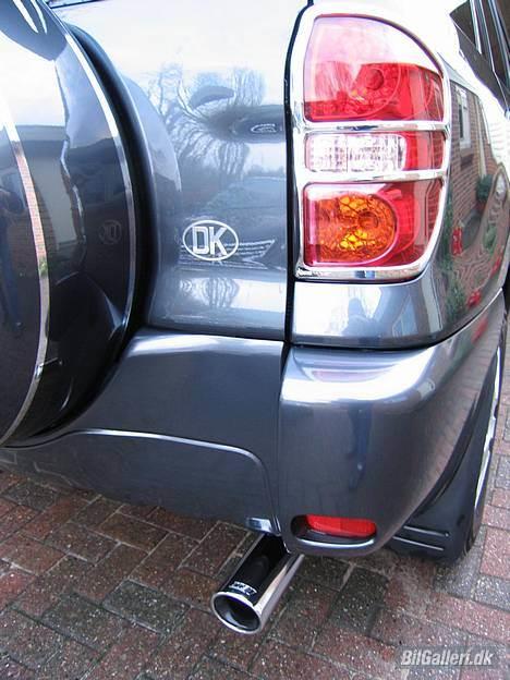 Toyota RAV4 Wave " SOLGT" - Org TTE Udstødning med Dobb. Afgang billede 8